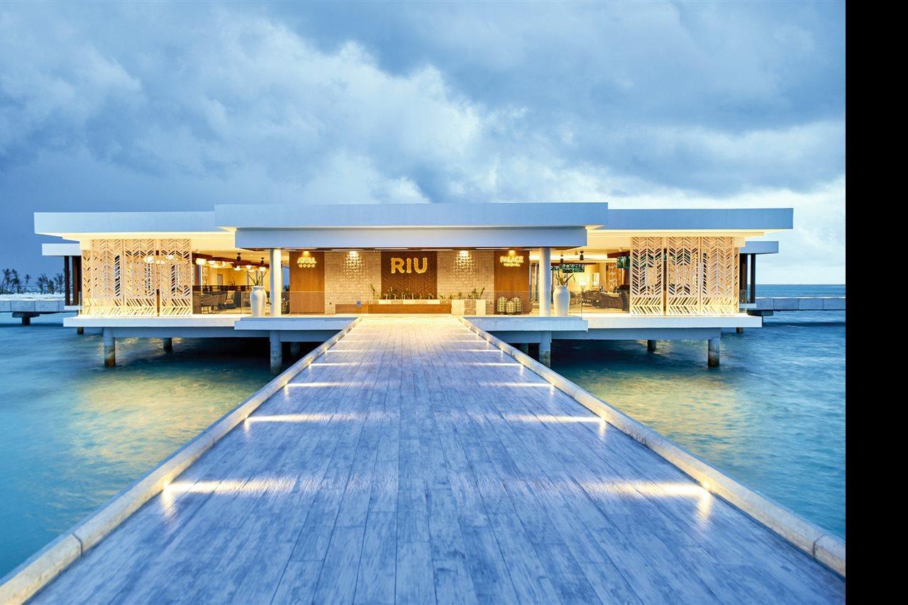 Hotel Riu Atoll Kudahuvadhoo Esterno foto